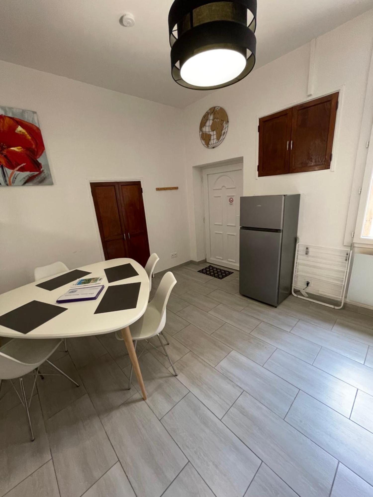 Chez Sonou , Nimes Centre Apartment Bagian luar foto