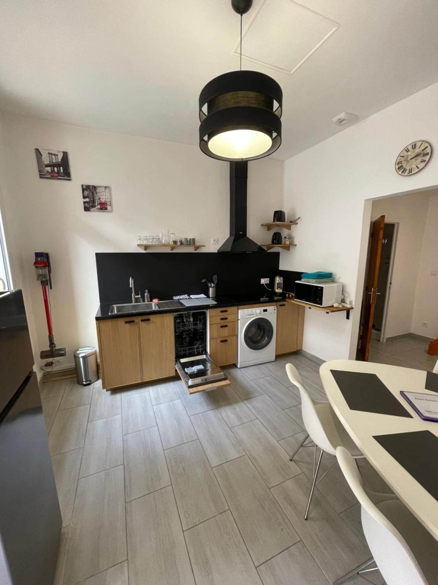 Chez Sonou , Nimes Centre Apartment Bagian luar foto