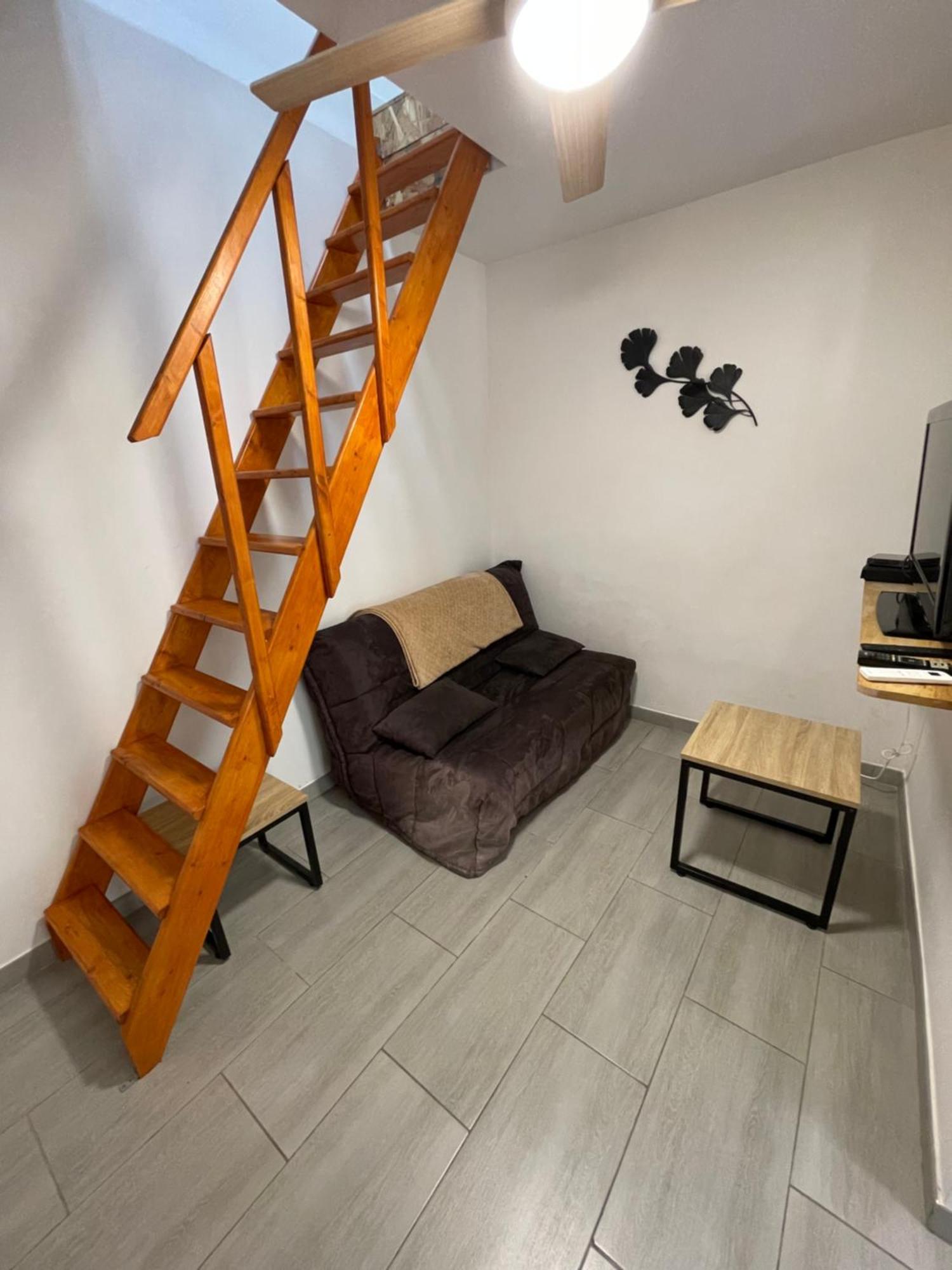 Chez Sonou , Nimes Centre Apartment Bagian luar foto