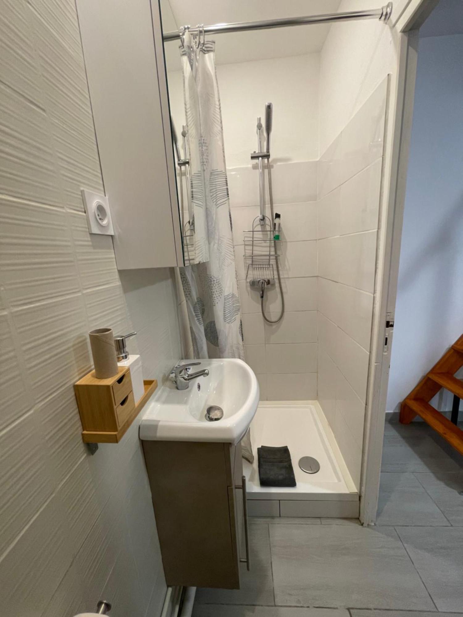 Chez Sonou , Nimes Centre Apartment Bagian luar foto